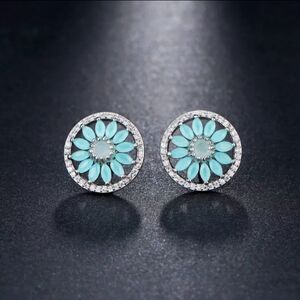 Sparkling Light Blue Flower Round AAA Cubic Zirconia Crystal Silver Stud Earings